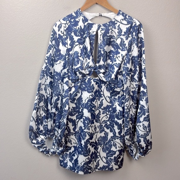 Significant Other Holly Dress Mini Long Balloon Sleeves Open Back Blue Floral 8 - Picture 5 of 13